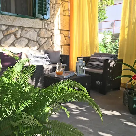 Lina Vrankovic Apartment Hvar Town