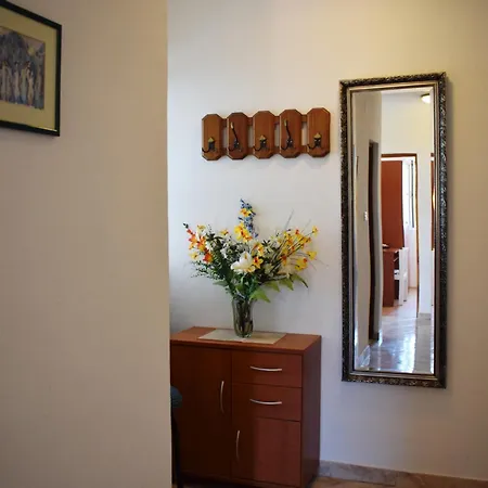 Lina Vrankovic Apartment Hvar Town