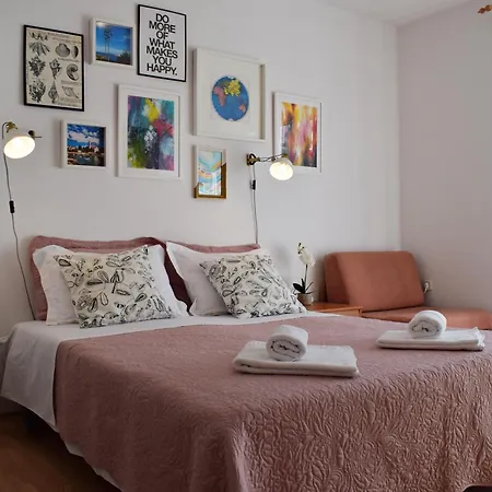Apartment Lina Vrankovic *