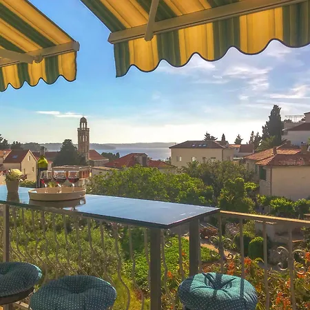 Lina Vrankovic Apartment Hvar Town