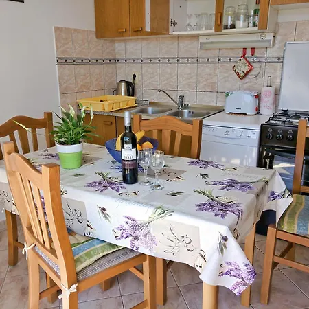 Lina Vrankovic Apartment